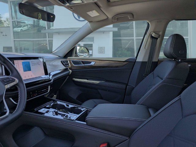 New 2026 Volkswagen Atlas SE FWD image 21