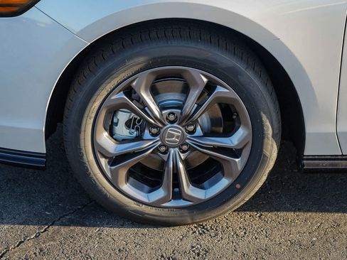 New 2025 Honda Accord EX-L image 10