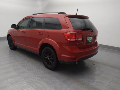 Used 2019 Dodge Journey SE w/ Blacktop Package image 3