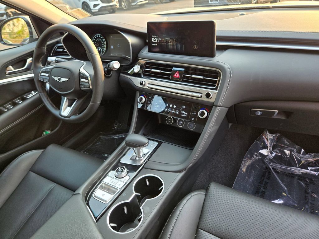 Used 2026 Genesis G70 2.5T AWD/4WD image 10