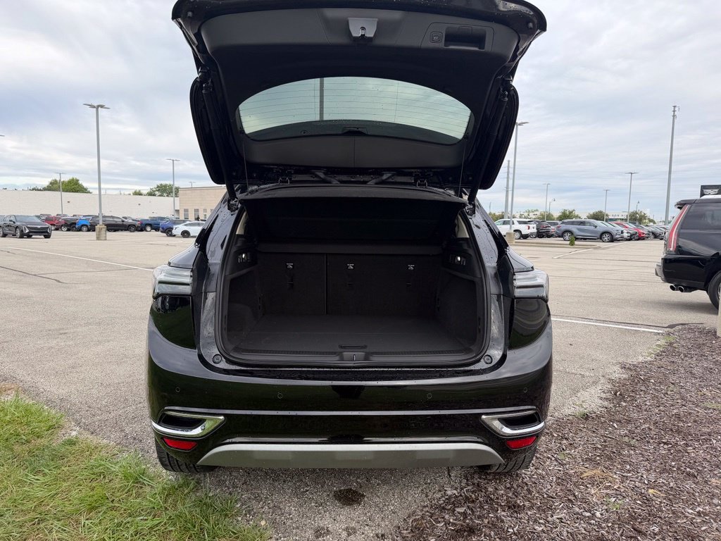 Used 2023 Buick Envision Avenir AWD/4WD image 14