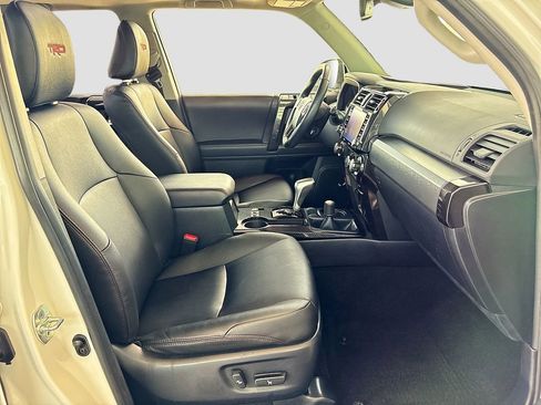 Used 2023 Toyota 4Runner TRD Off-Road Premium w/ Moonroof Package AWD/4WD image 20