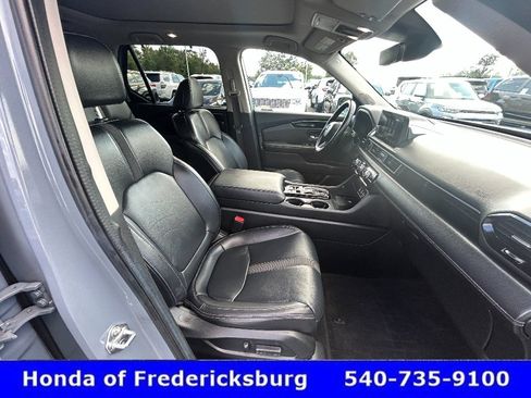 Used 2024 Honda Pilot Touring image 36