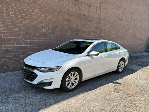 Used 2024 Chevrolet Malibu LT FWD image 1