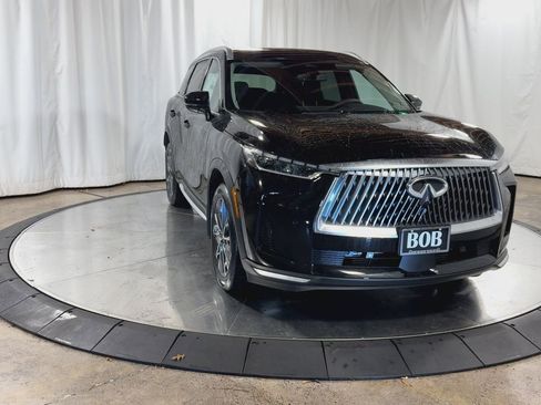 New 2026 INFINITI QX60 Luxe w/ Cargo Package image 3