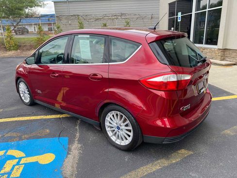 Used 2016 Ford C-MAX Energi SEL w/ Equipment Group 302A FWD image 3