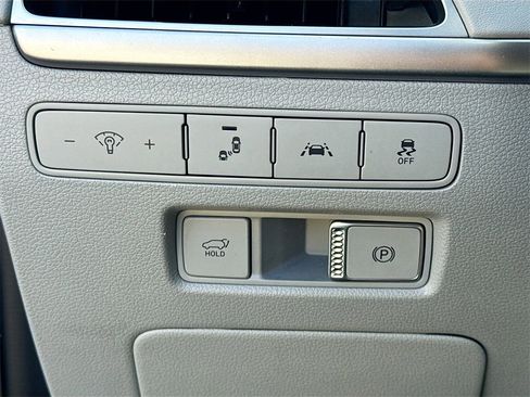 Used 2021 Hyundai Palisade SEL w/ Premium Package image 9