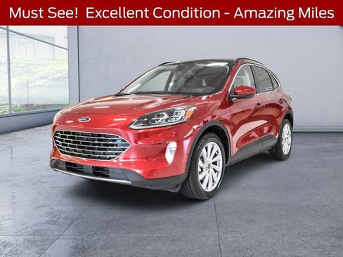 Used 2021 Ford Escape Titanium w/ Titanium Elite Package AWD/4WD image 1