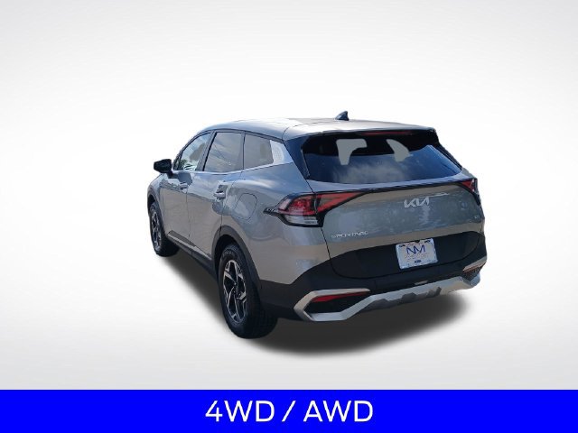 Used 2023 Kia Sportage LX AWD/4WD image 7