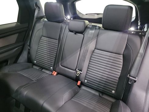 Used 2024 Land Rover Discovery Sport Dynamic SE image 22