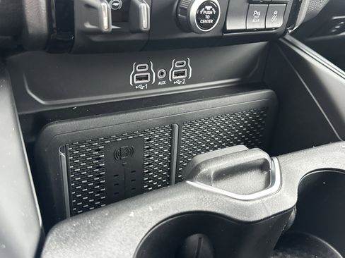 New 2026 RAM 1500 Big Horn AWD/4WD image 5