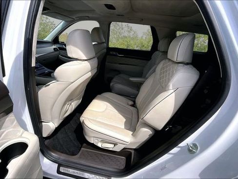 Used 2020 Hyundai Palisade Limited image 24