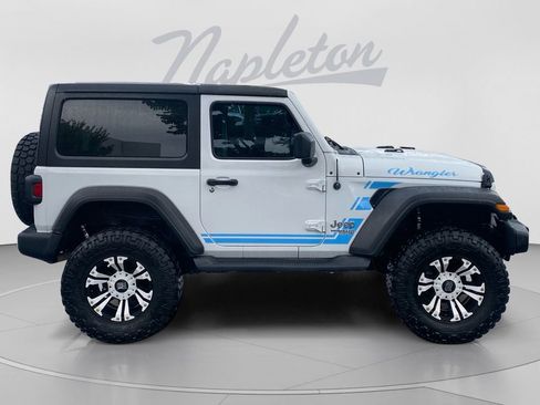 Used 2021 Jeep Wrangler Sport AWD/4WD image 7