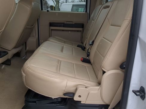Used 2008 Ford F450 Lariat image 19