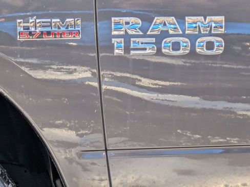 Used 2014 RAM 1500 Express AWD/4WD image 25