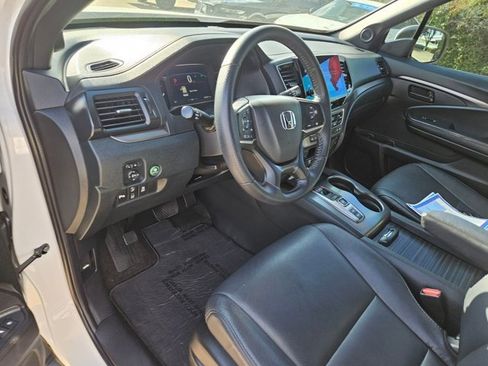 Certified 2023 Honda Passport EX-L image 16