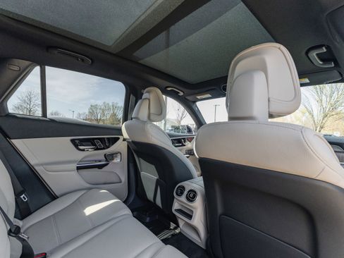 New 2026 Mercedes-Benz GLC 300 4MATIC image 23