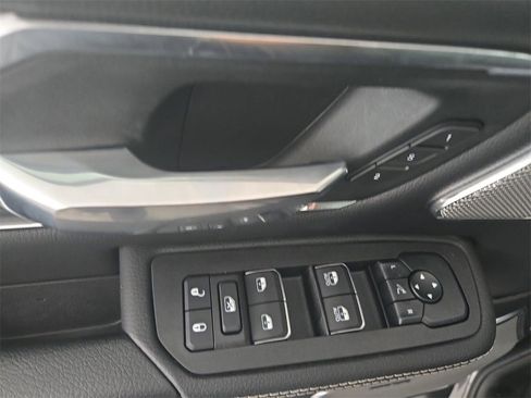 Used 2026 RAM 1500 Laramie w/ Night Edition image 29