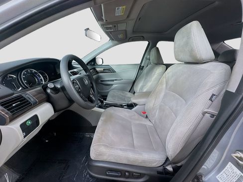 Used 2017 Honda Accord EX image 23
