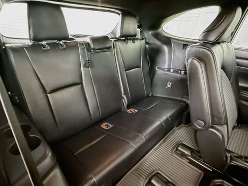 Used 2022 Toyota Highlander XSE AWD/4WD image 29