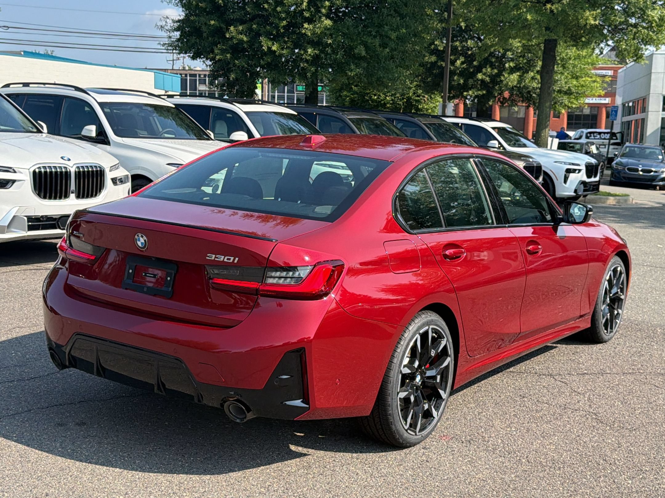 Used 2026 BMW 330i xDrive Sedan w/ M Sport Package AWD/4WD image 9