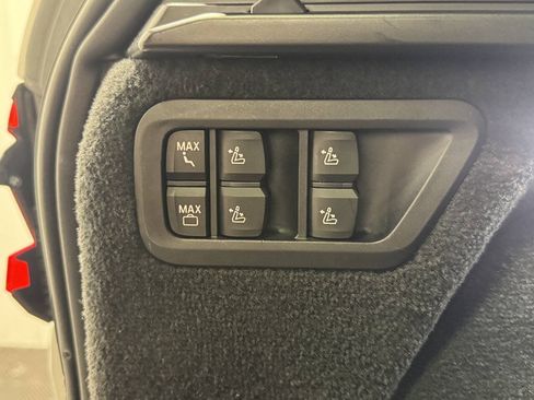 Used 2023 BMW X7 xDrive40i w/ Executive Package AWD/4WD image 22