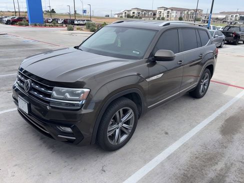 Used 2019 Volkswagen Atlas SE w/ Towing Package AWD/4WD image 1