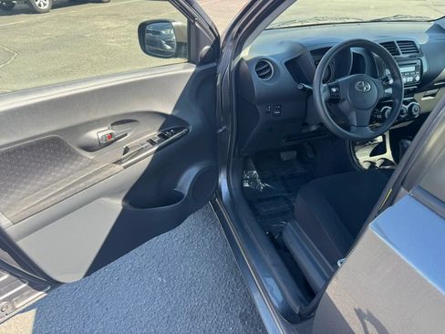 Used 2009 Scion xD FWD image 17