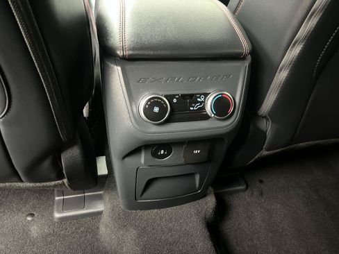 Certified 2025 Ford Explorer ST-Line AWD/4WD image 13
