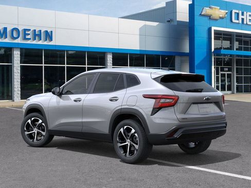 New 2026 Chevrolet Trax RS image 3