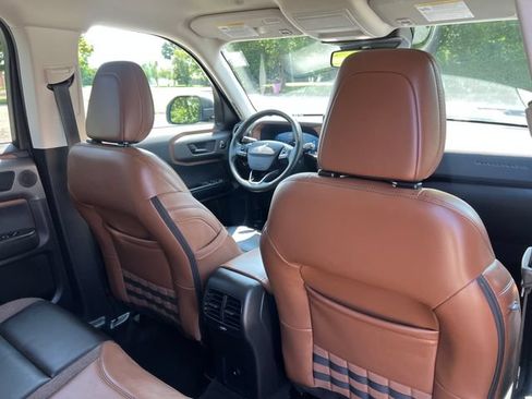 Used 2025 Ford Bronco Sport Outer Banks w/ Outer Banks Tech Package+ AWD/4WD image 34