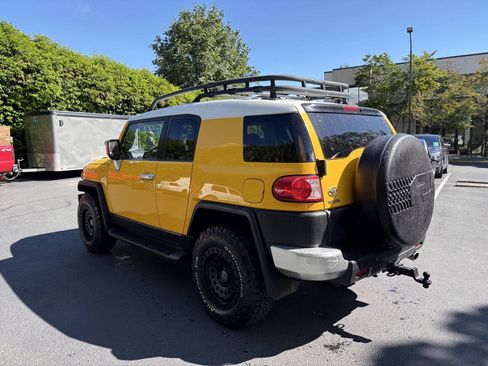Used 2007 Toyota FJ Cruiser 4WD image 8