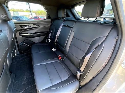 Used 2026 Chevrolet TrailBlazer RS w/ Driver Confidence Package image 19