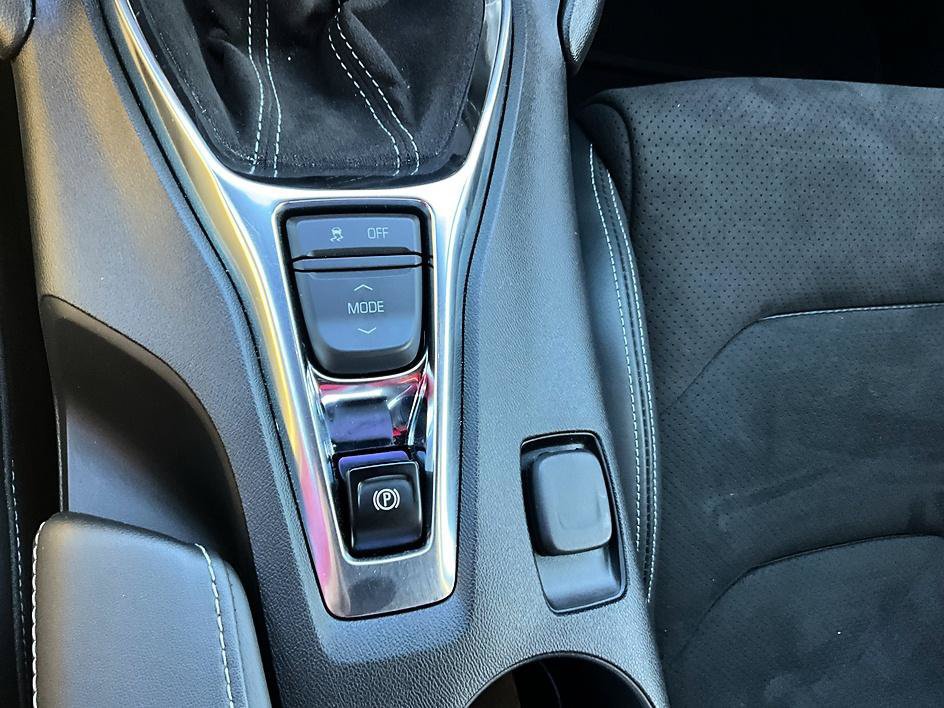 Used 2019 Chevrolet Camaro SS RWD image 24