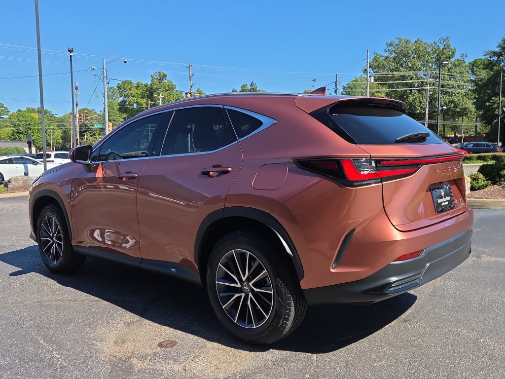 Used 2025 Lexus NX 250 FWD w/ Accessory Package (Z1) image 3