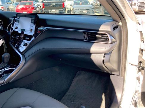 Used 2023 Toyota Camry LE image 17