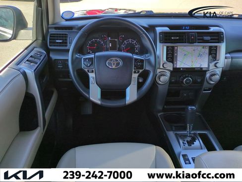 Used 2021 Toyota 4Runner SR5 Premium image 15
