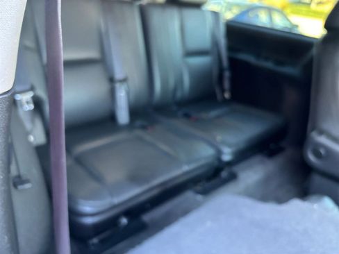 Used 2012 GMC Yukon XL Denali image 14