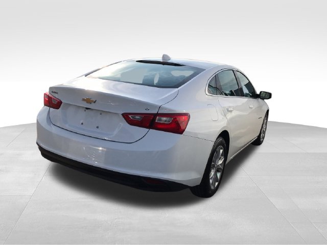 Used 2023 Chevrolet Malibu LT FWD image 2