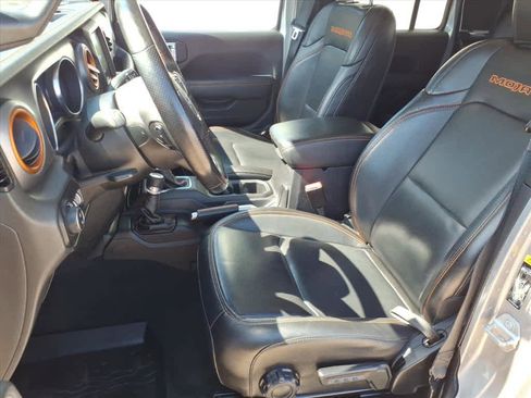 Used 2020 Jeep Gladiator Mojave image 2