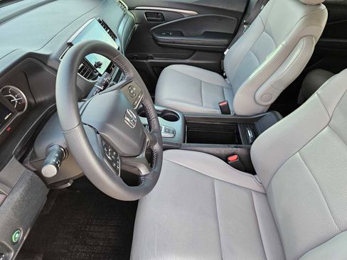 Certified 2023 Honda Passport EX-L image 13