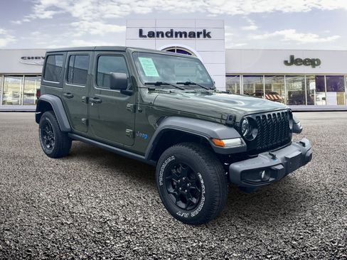 Used 2023 Jeep Wrangler Unlimited w/ Cold Weather Group AWD/4WD image 21