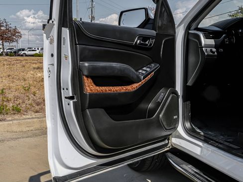 Used 2020 Chevrolet Tahoe Premier AWD/4WD image 42