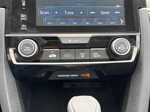 Used 2018 Honda Civic EX image 24
