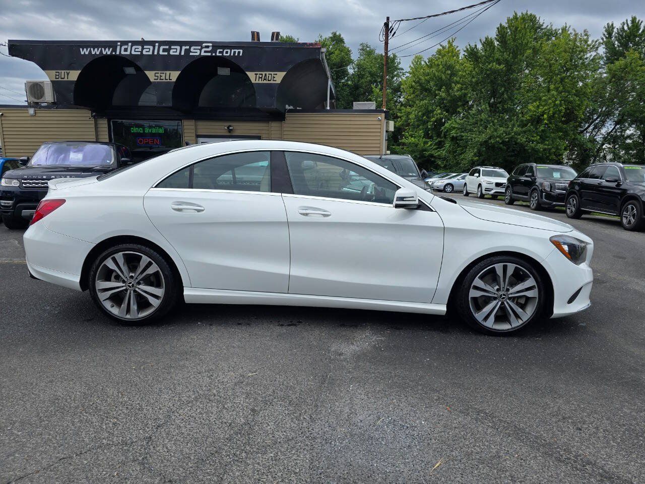Used 2019 Mercedes-Benz CLA 250 4MATIC image 2