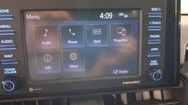 Used 2020 Toyota RAV4 XLE w/ Convenience Package FWD image 24