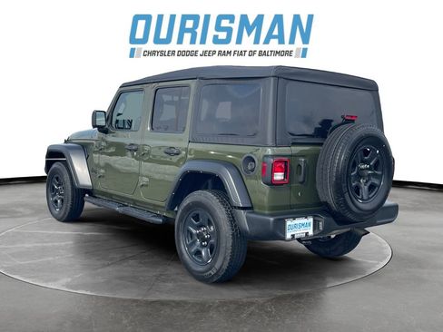 Used 2022 Jeep Wrangler Unlimited Sport image 4
