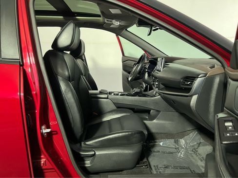 Certified 2023 Nissan Rogue SV w/ SV Premium B Package AWD/4WD image 30