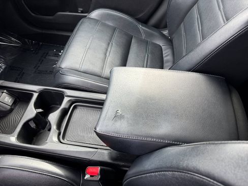 Used 2018 Honda CR-V Touring image 26