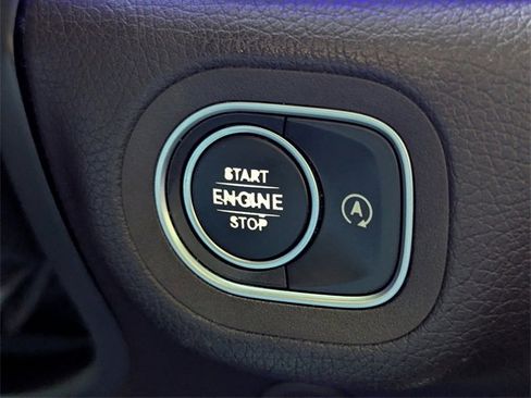 Used 2020 Mercedes-Benz GLE 350 w/ 3rd Row Seat Package image 23